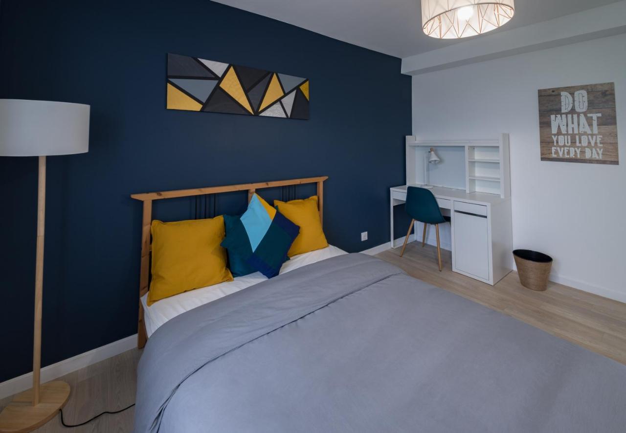 Appartement 3 Chambres - Parking - Wifi - Buanderie - Jardin Brest Bagian luar foto